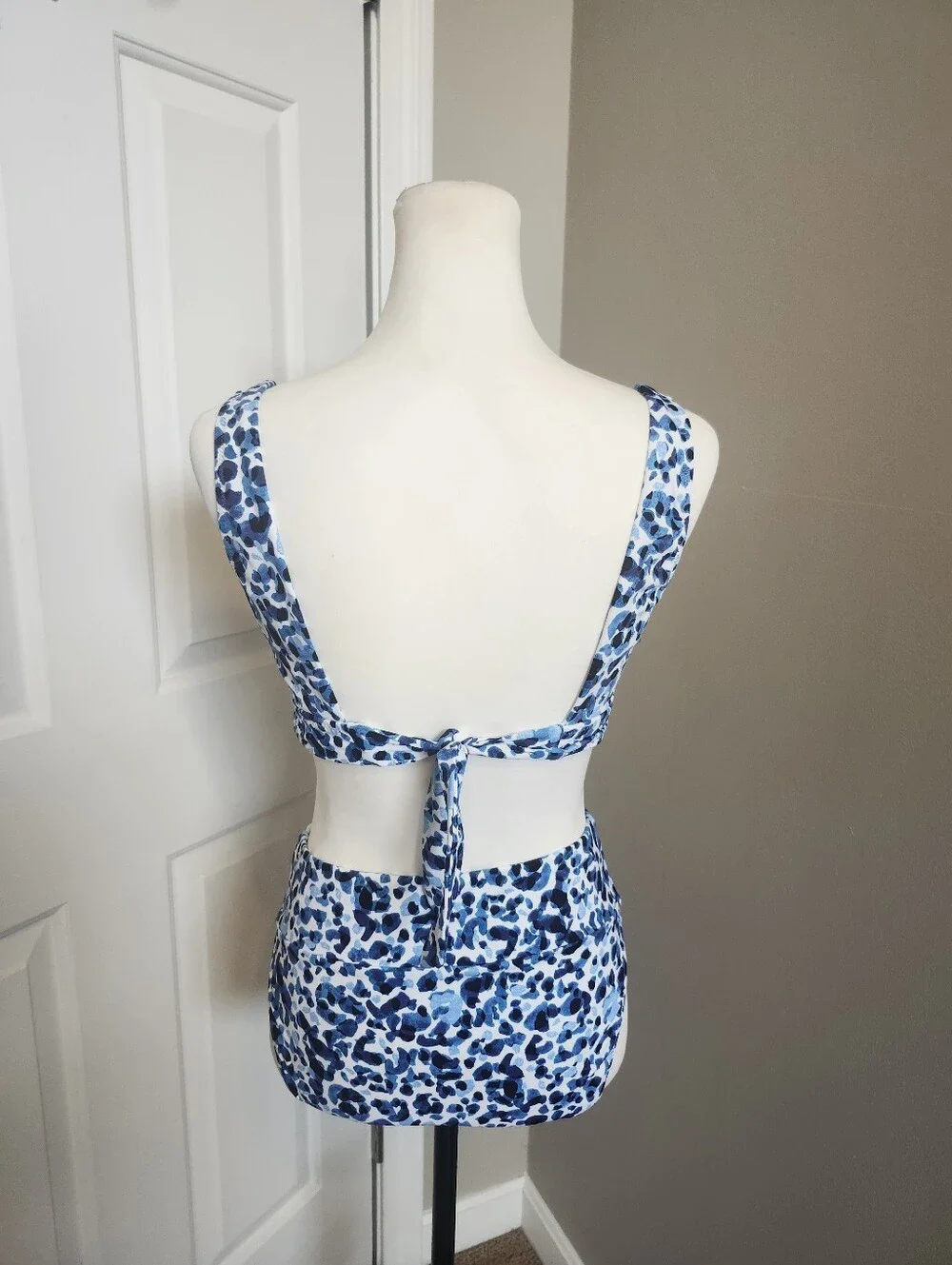 Tommy Bahama Blue Animal Print 2 Piece Swim Suit Bikini, Small